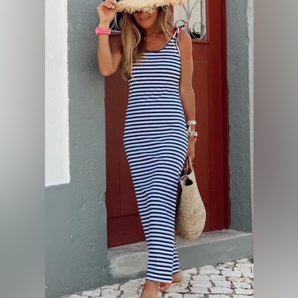 Nwt Women’s Striped Print Sleeveless Maxi Dress With Slit - Picture 2 of 11